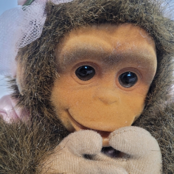 Hosung Vintage 1994 Monkey Chimp Hand Puppet Pink Tutu 10" - Picture 2 of 14